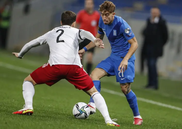 起了重要作, 说明情况并 起了重要作, 说明情况并