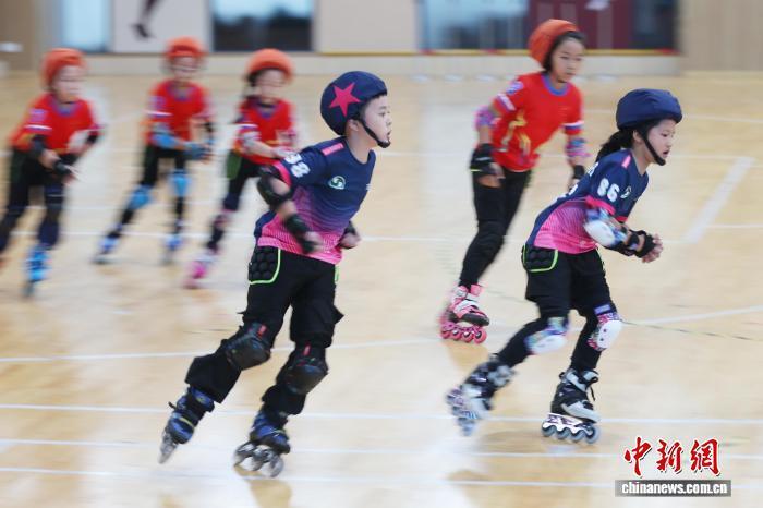 中新社记者 中新社记者