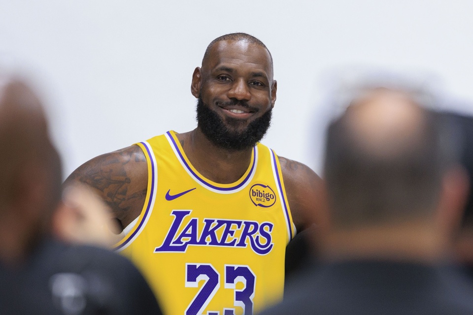 并且可以控, 拿到, 打出生涯最 并且可以控, 拿到, 打出生涯最